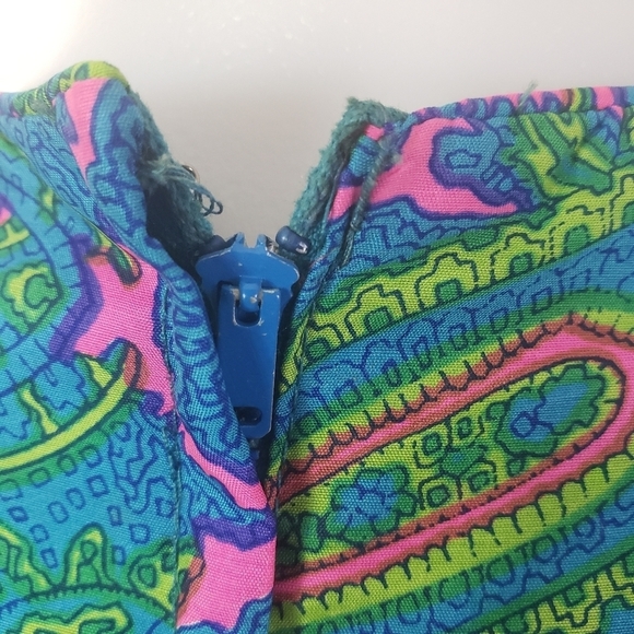 Vintage Sue Brett vibrant paisley dress blue green pink ruffle hem cuff 70s gorg - Picture 12 of 14